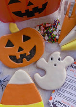 Load image into Gallery viewer, Halloween Cookie Decorating (Family Friendly)
